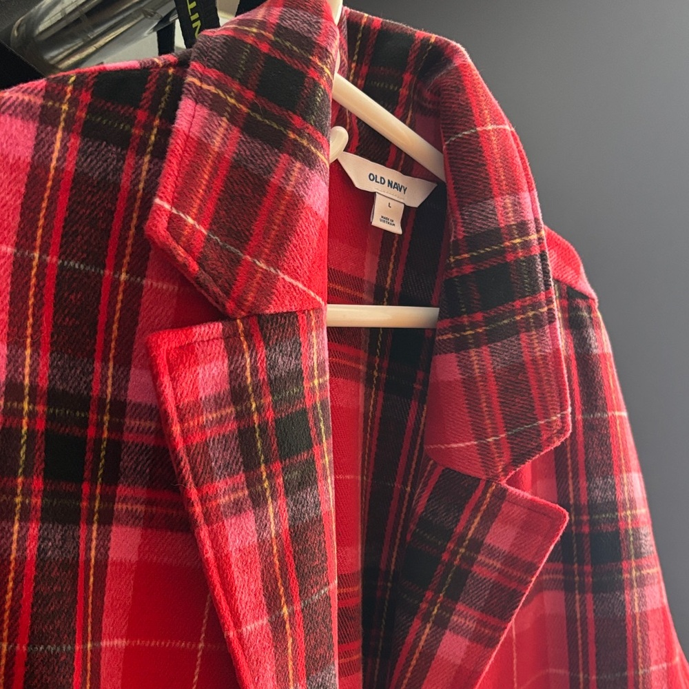 Old Navy Women's Red and Black Plaid Blazer
